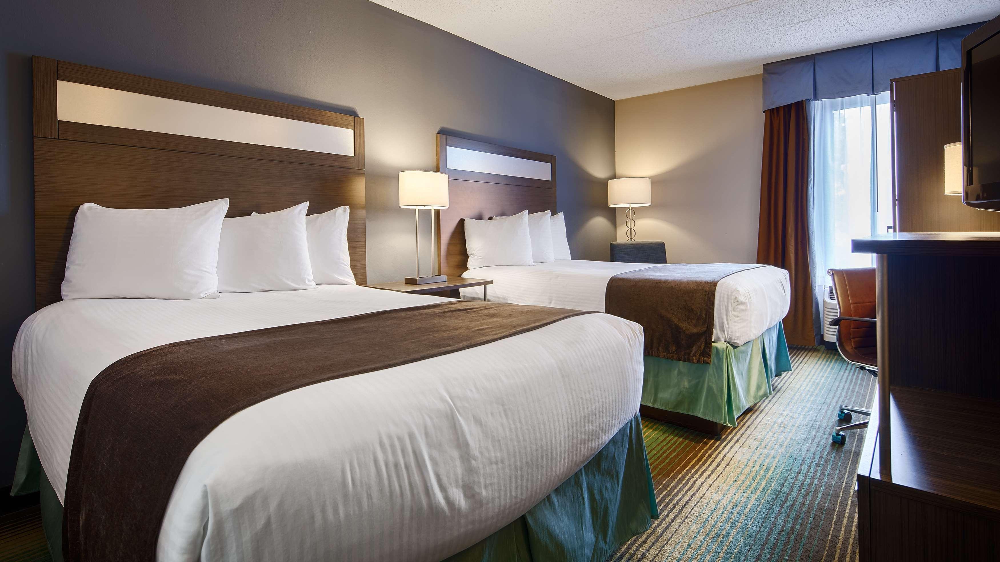 O Hare North Elk Grove Hotel — 6