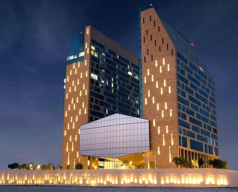 Millennium Executive Apartments Mont Rose — 4