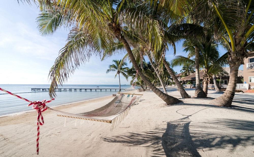 Sapphire Beach Resort — 4