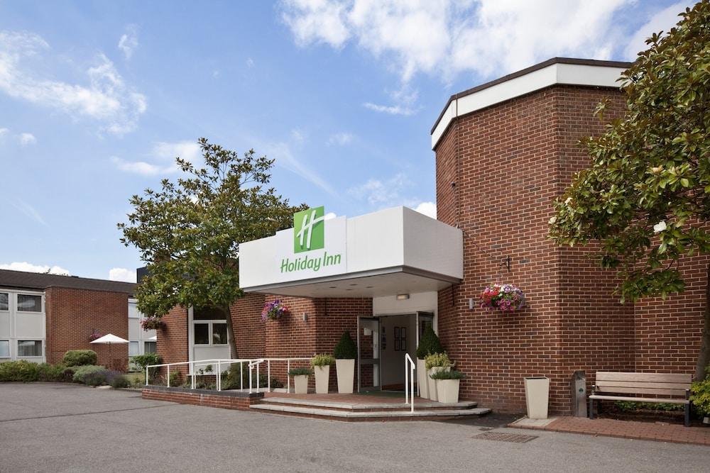 HOLIDAY INN BASINGSTOKE — 2