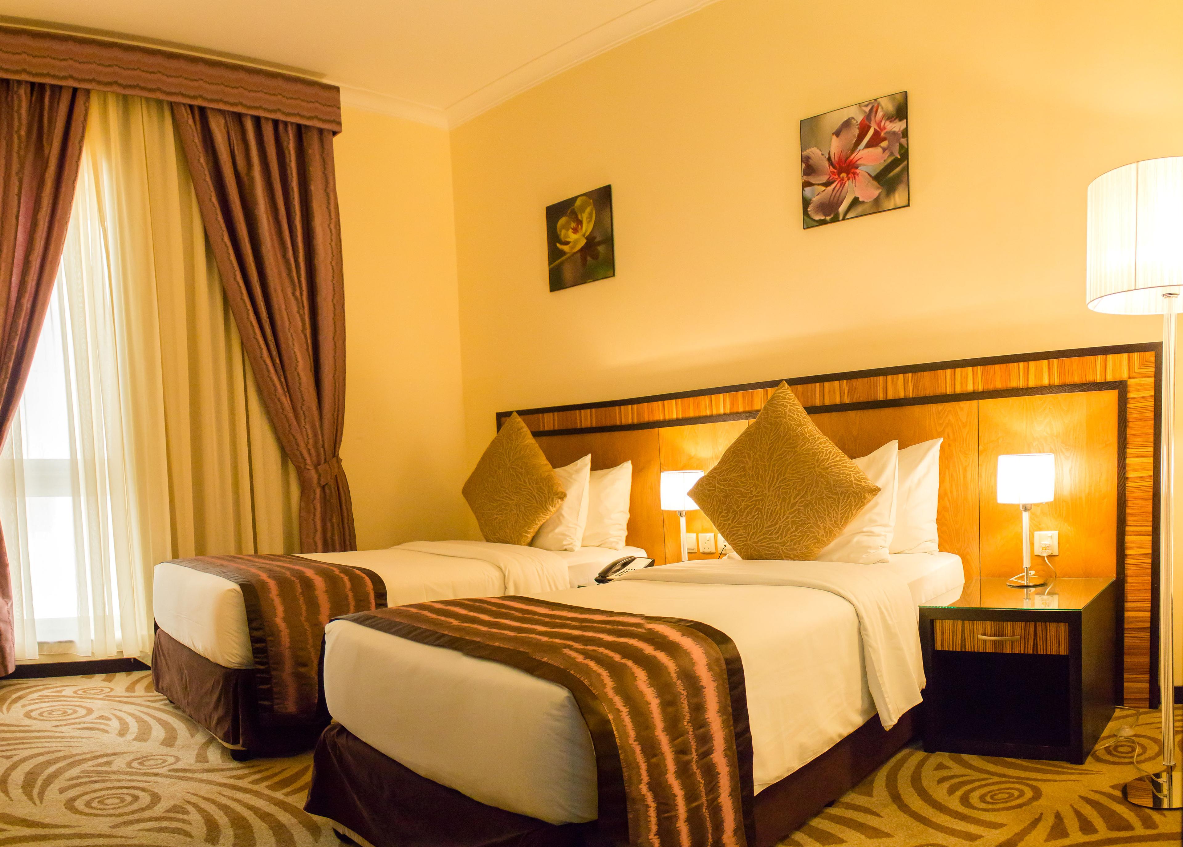 Al Majaz Premiere Hotel Apartments — 6