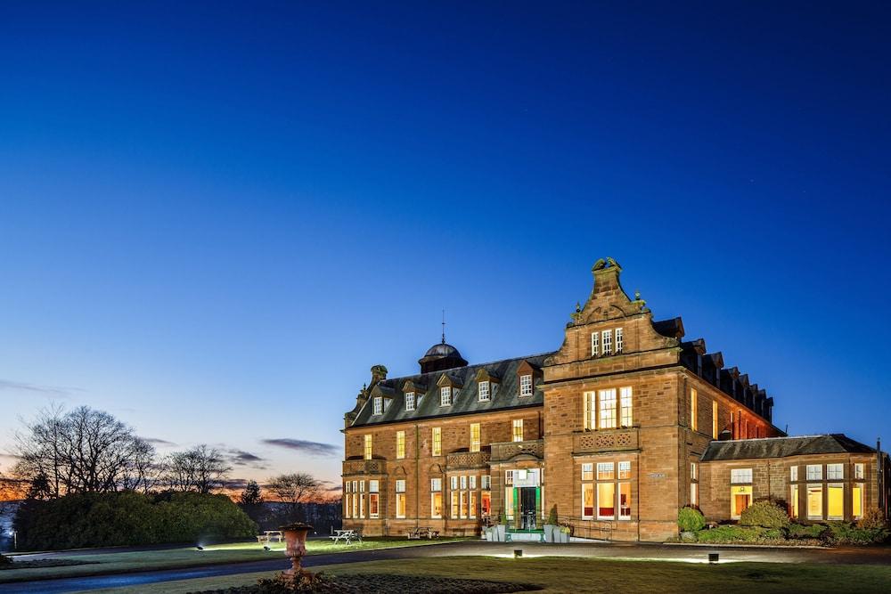 HOLIDAY INN DUMFRIES — 1