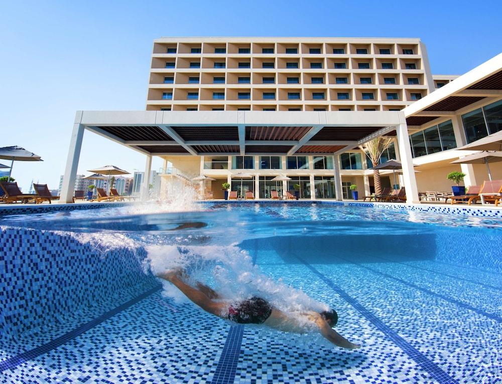 Hilton Garden Inn Ras Al Khaimah — 6