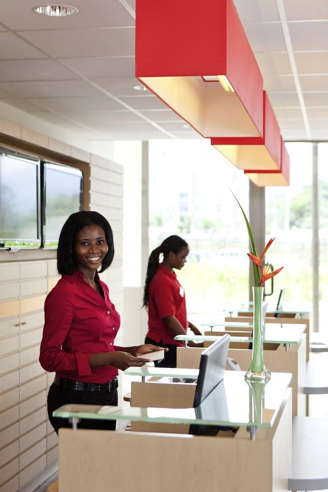 ibis Malabo — 9