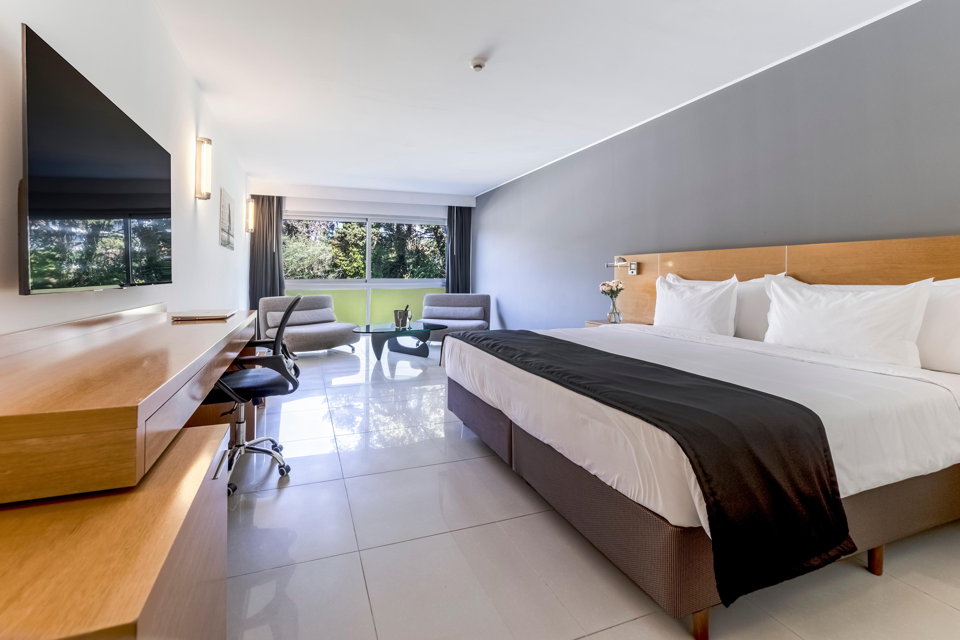 Park Hotel — 8