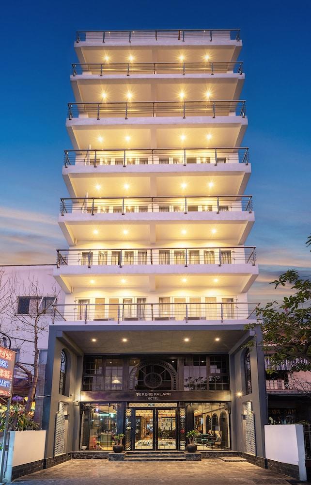 Hue Serene Palace Hotel — 1