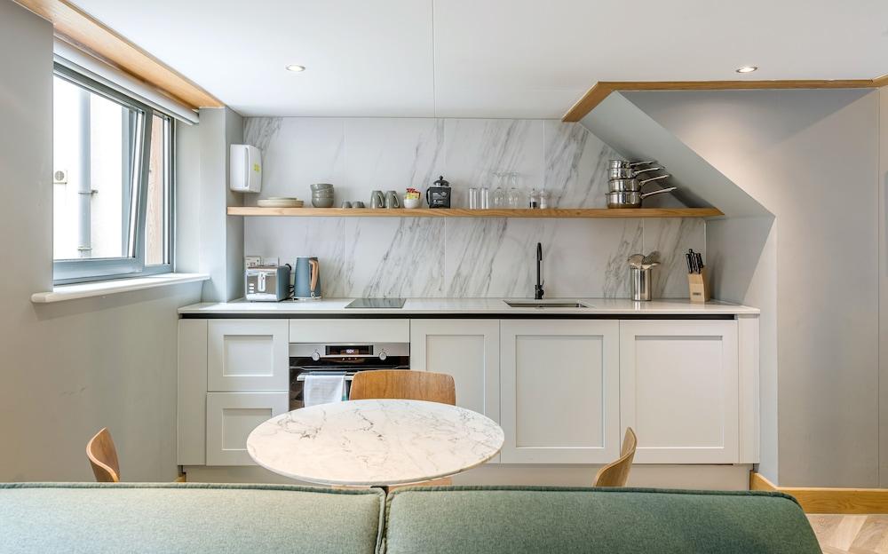 KM Apartments — 10
