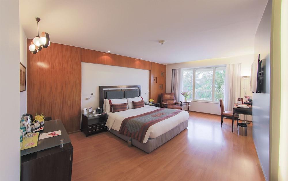 THE LALIT MUMBAI — 6