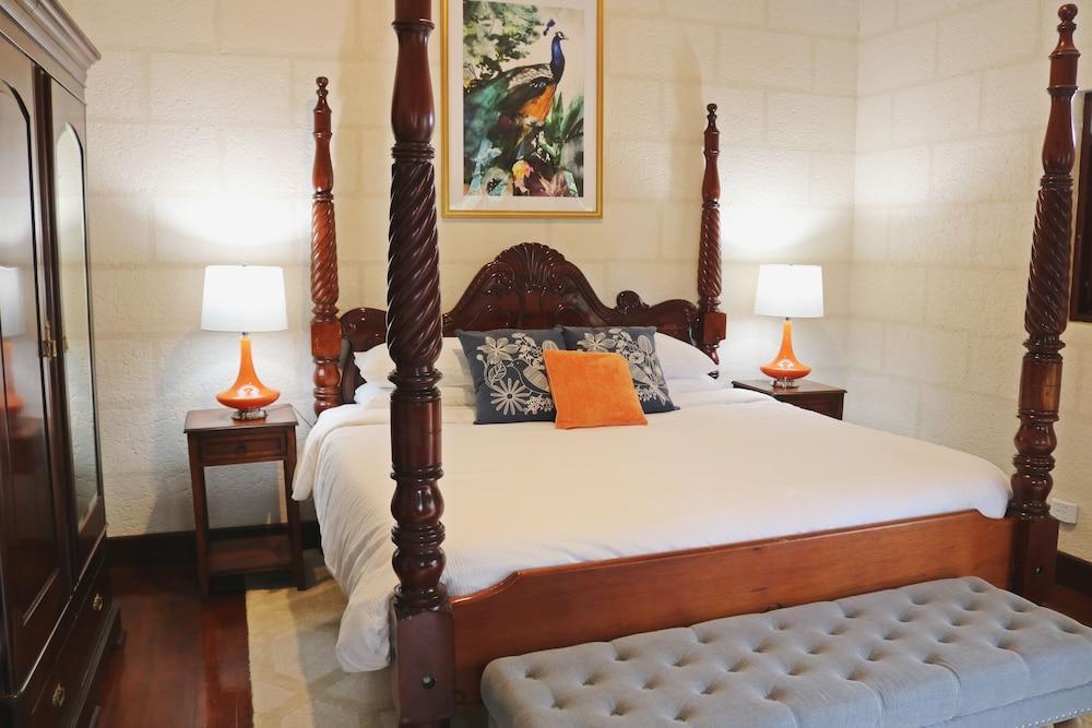 Sweetfield Manor Historic Inn and B&B 1116098 — 8