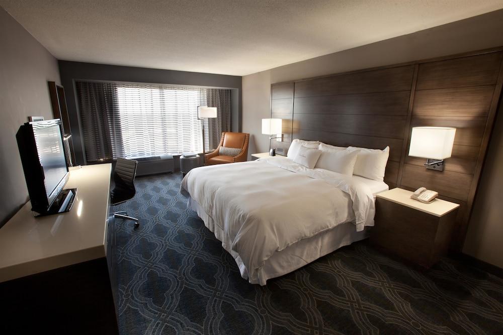 Doubletree Cincinnati Airport — 3