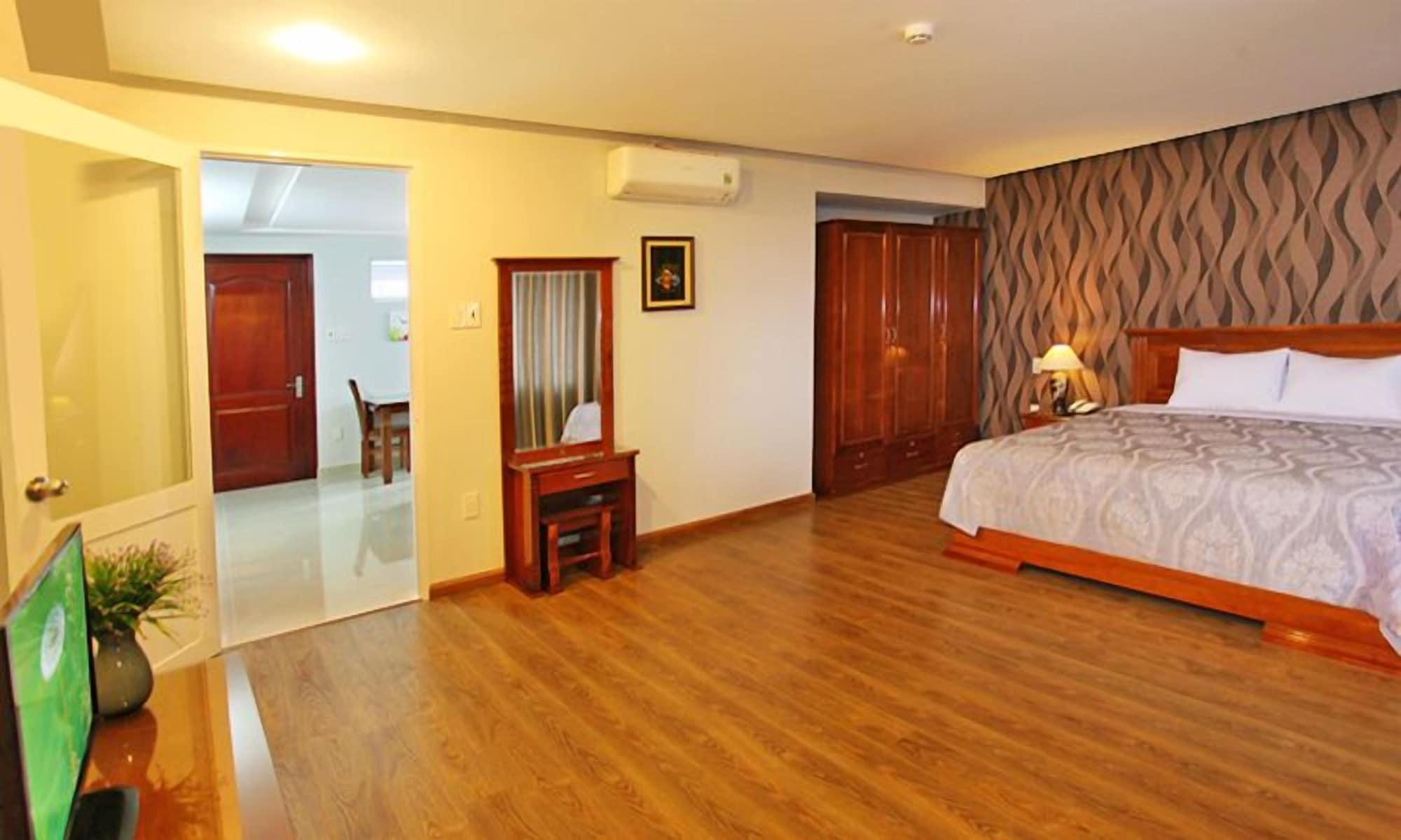 White Swan Apartment — 9