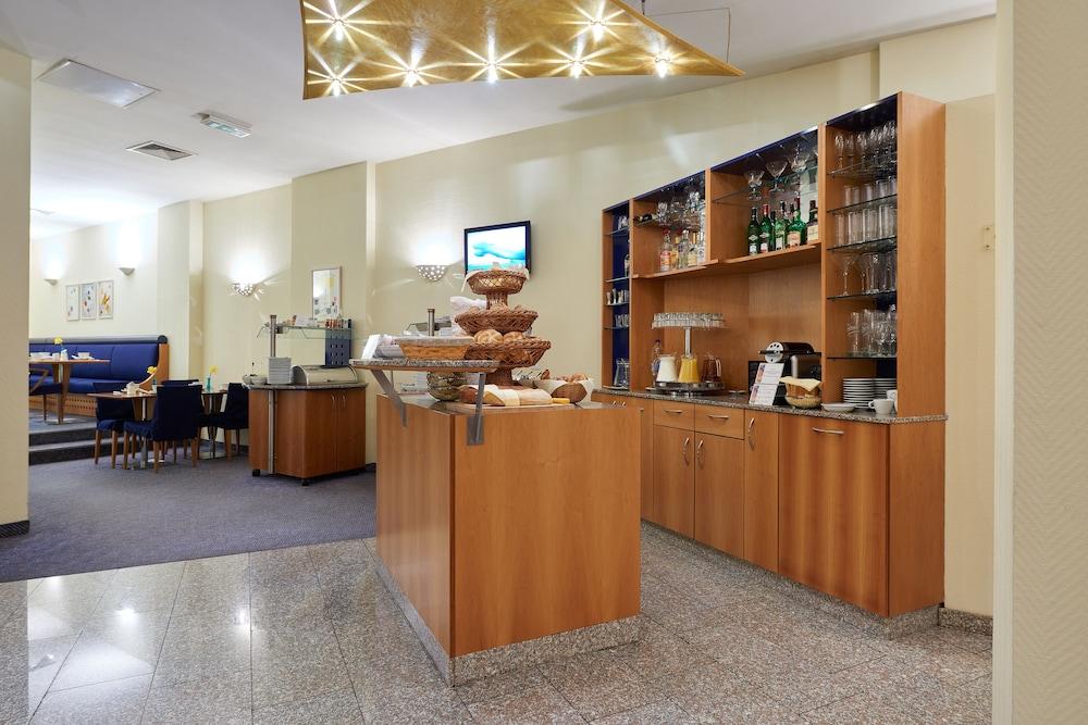 STARLIGHT SUITEN HOTEL MERLEG 11594 — 6