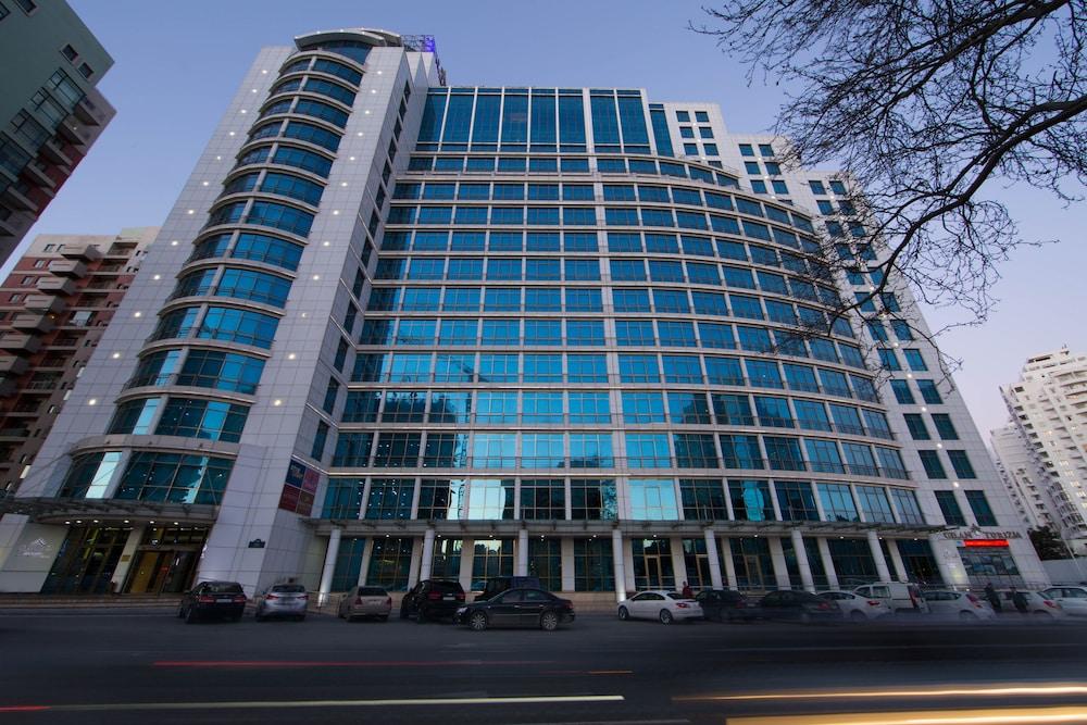Qafqaz City Hotel