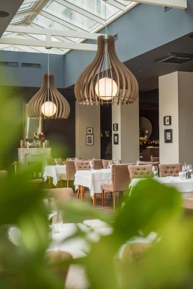 Danube Plaza Hotel 66394 — 6