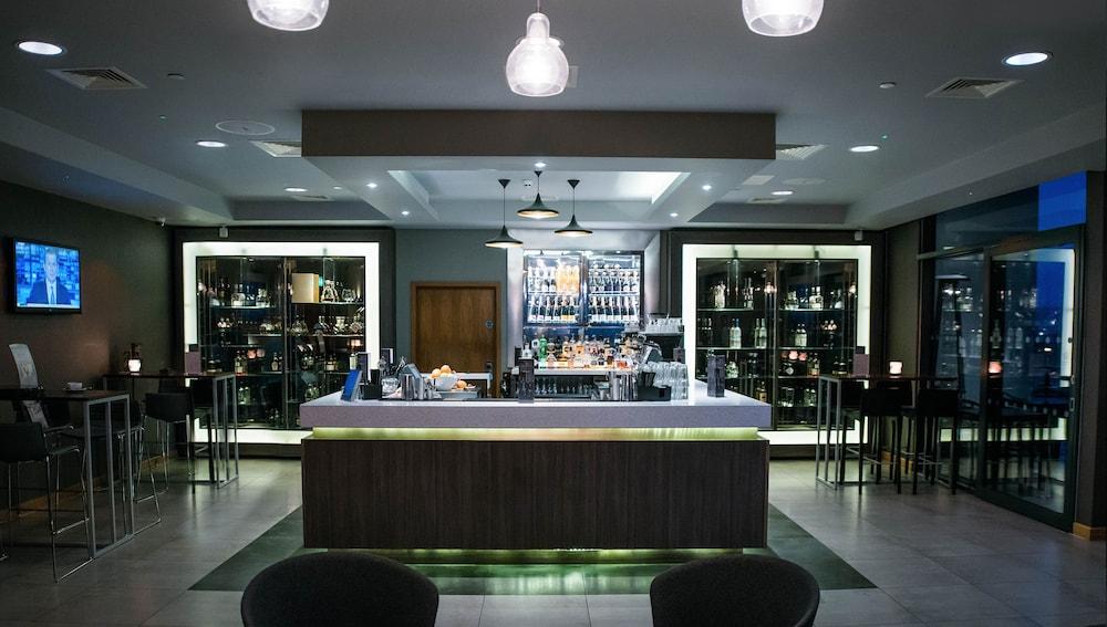 Doubletree By Hilton Lincoln — 10