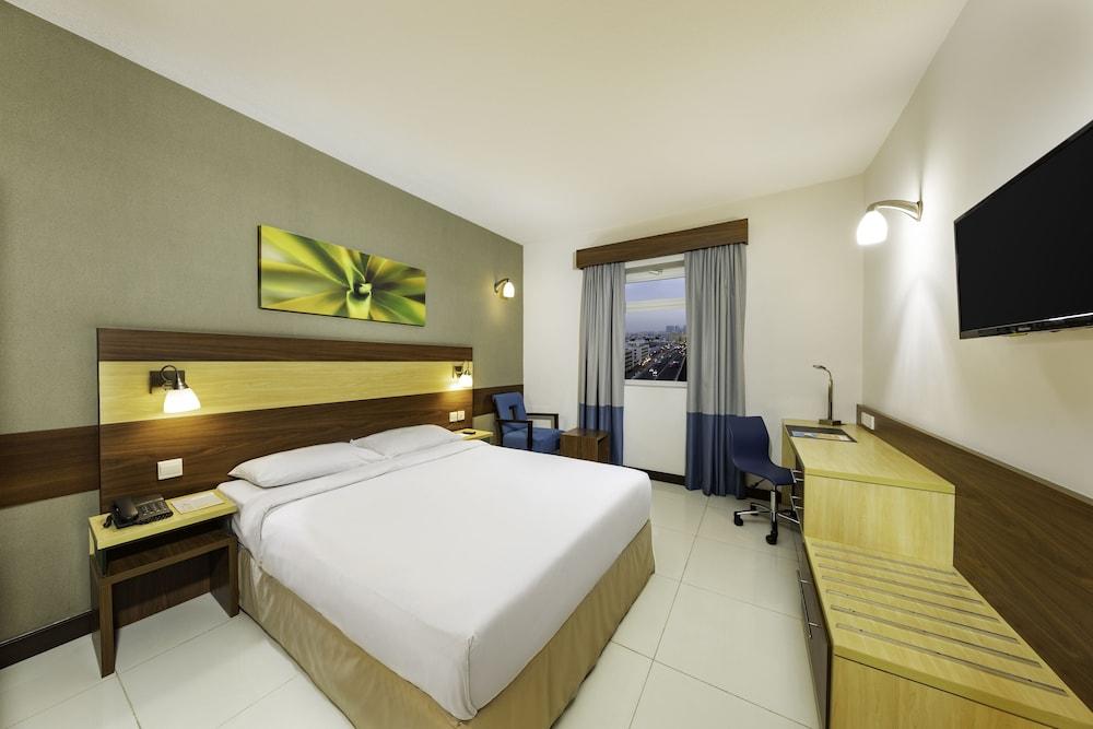 CITYMAX HOTEL SHARJAH — 8