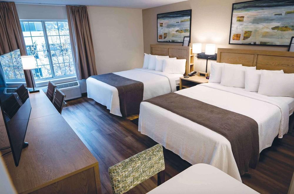 Extended Stay America - San Diego - Carlsbad Village by the Sea — 10