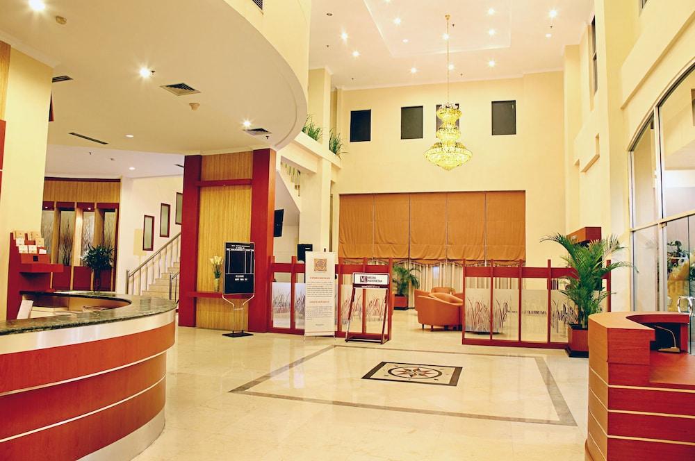 Bintang Wisata Mandiri — 7