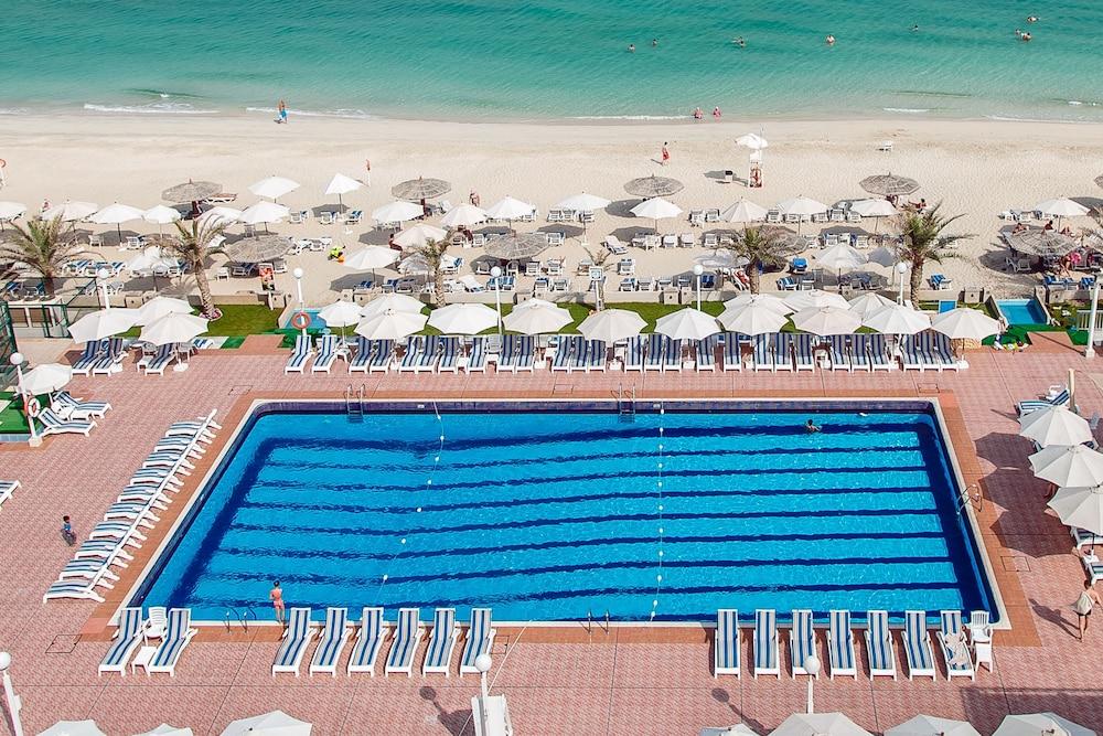SHARJAH CARLTON HOTEL — 2
