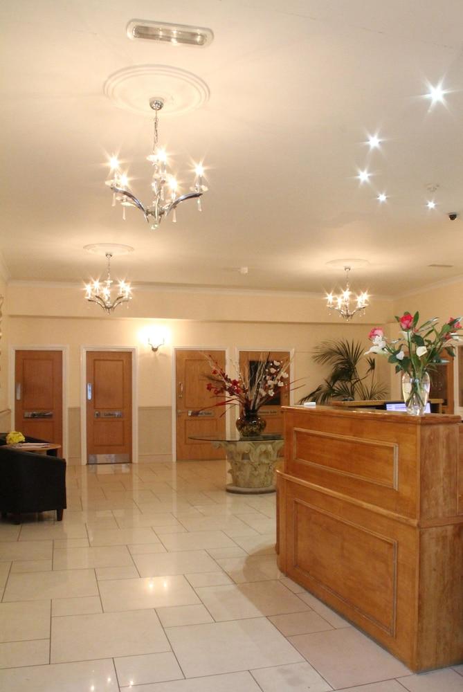 Exeter Court Hotel — 4