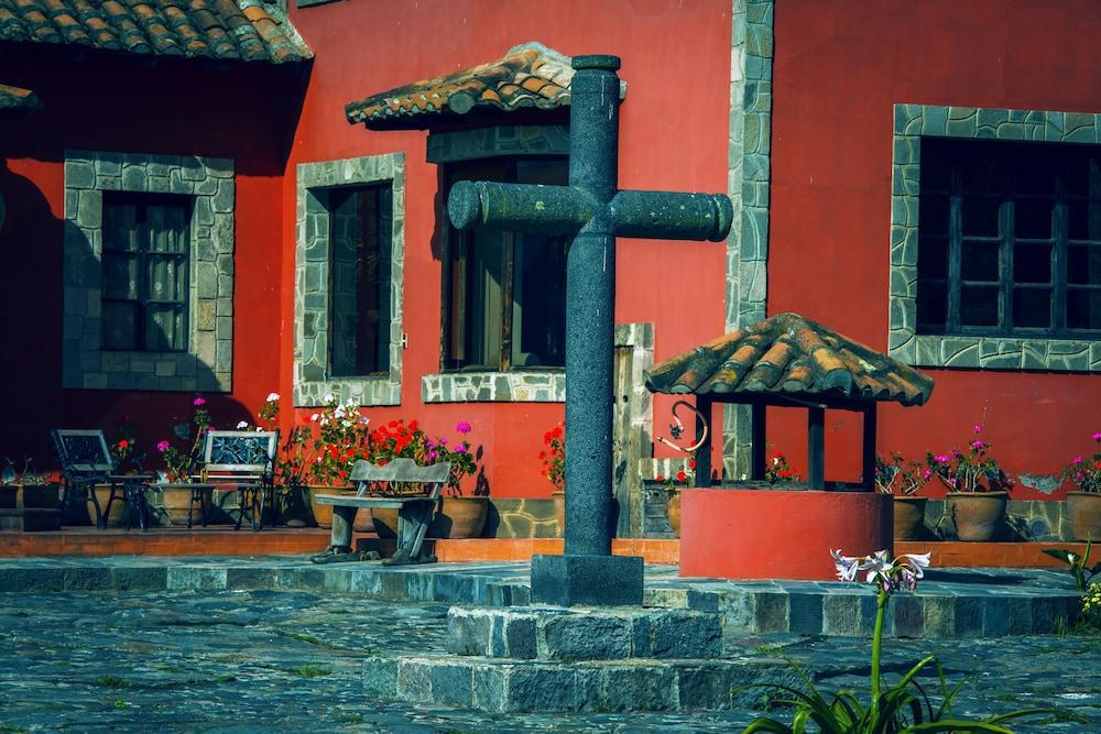 Hacienda Hato Verde 1131878 — 2
