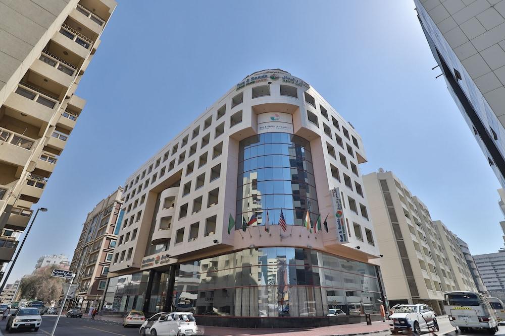 SUN AND SANDS DOWNTOWN HOTEL — 4