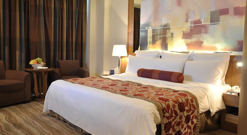Gulf Executive Residence (within Gulf Hotel premises) — 8