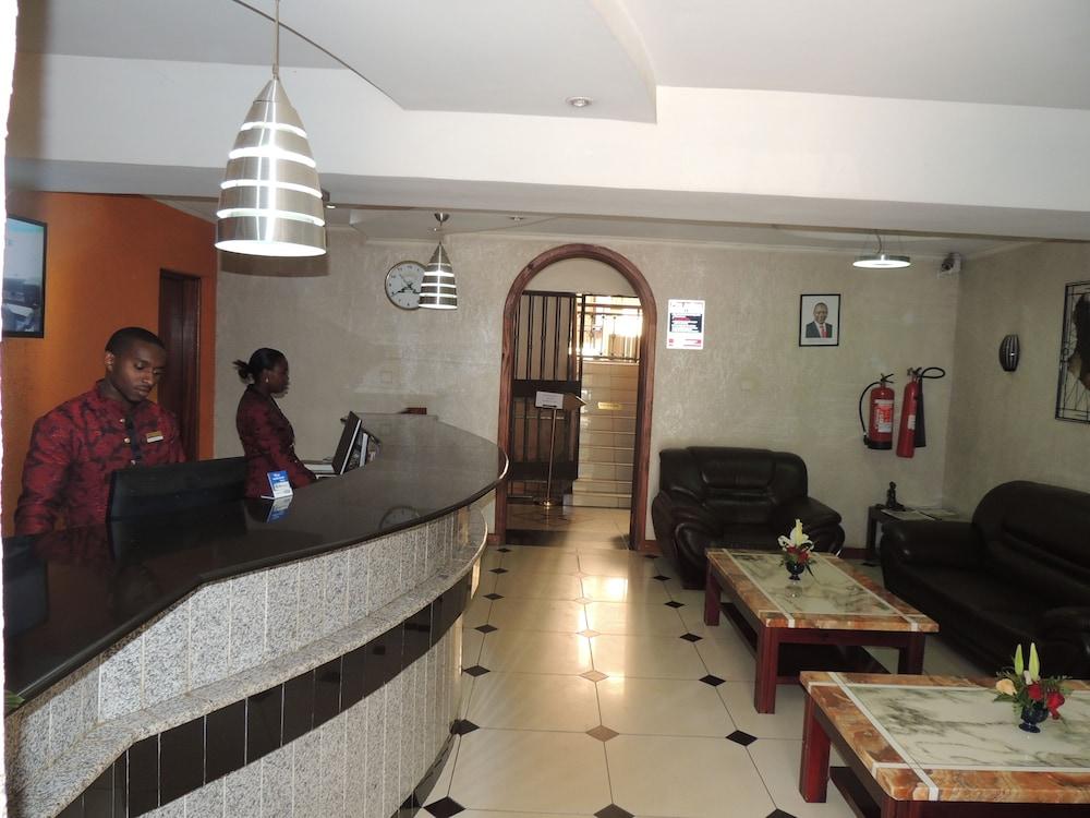 THE HENNESSIS HOTEL 1057788 — 3