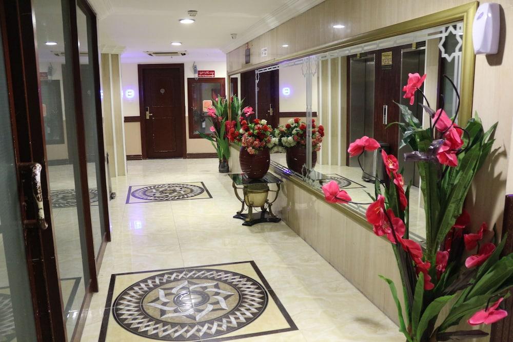 Mariana Hotel — 10