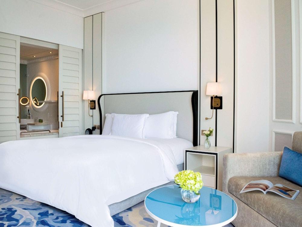 Sofitel Dubai Jumeirah Beach Hotel — 10