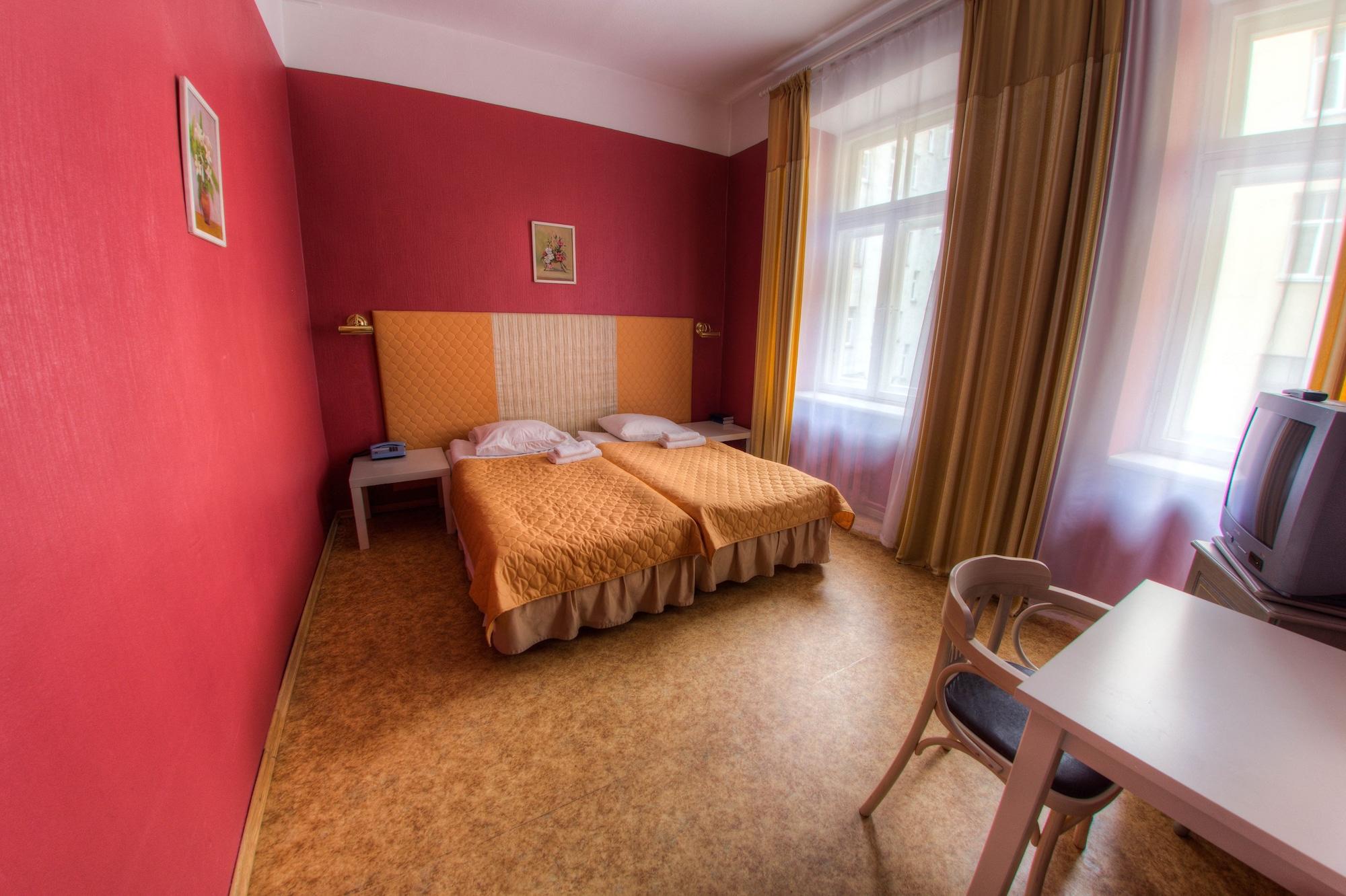 Viktorija Hotel 1065288 — 7