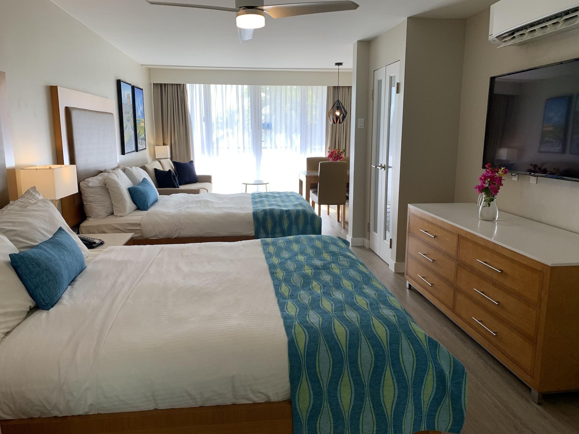 Divi Flamingo Beach Resort — 10