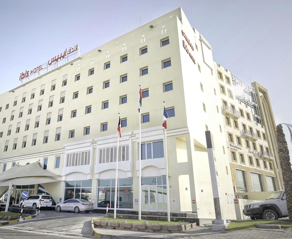 IBIS MUSCAT 133084 — 2