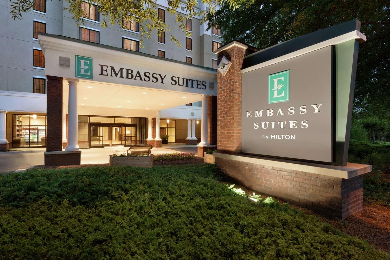 Embassy Suites By Hilton Atlanta Alpharetta — 4