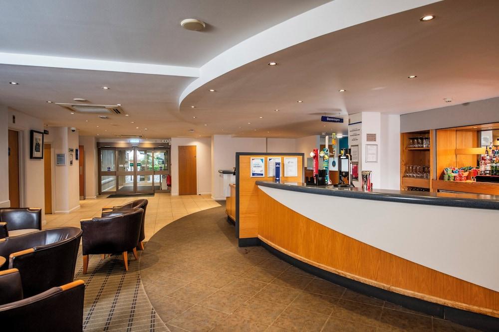 EXPRESS BY HOLIDAY INN INVERNESS — 5