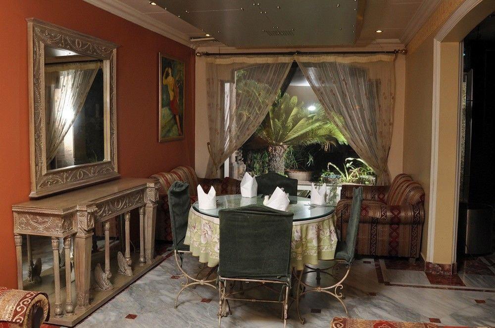 Regency Inn Hotel - Lahore — 6