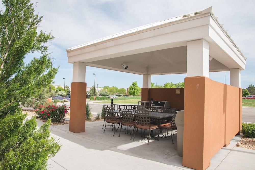 Candlewood Suites Fort Collins — 2