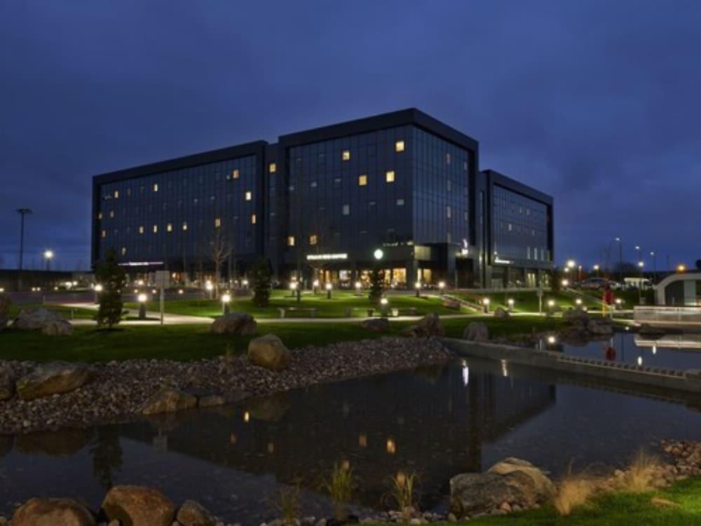 Village Urban Resort Aberdeen
