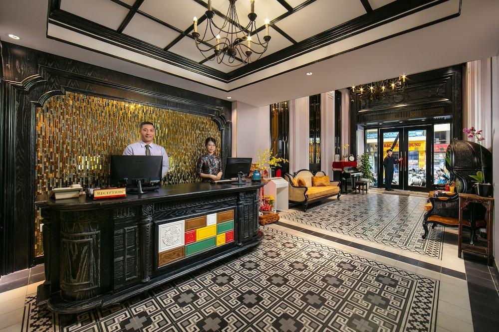 Lavender Central Hotel — 6