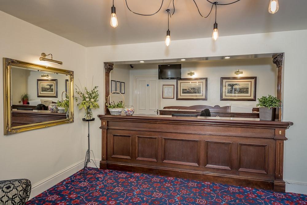 Marston Farm Hotel — 4