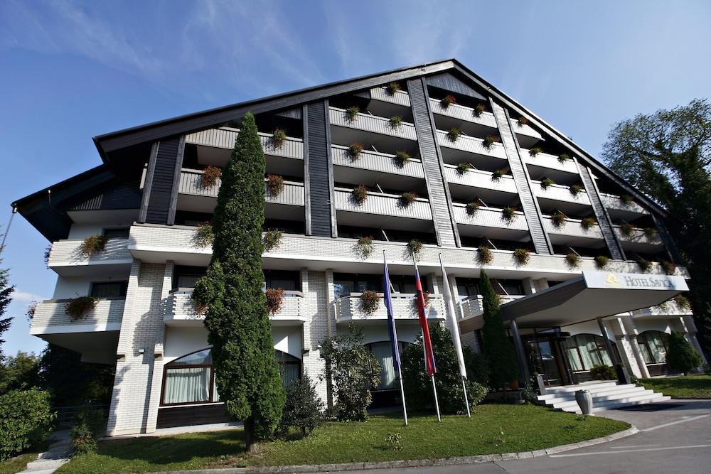 Hotel Savica 1095178 — 2