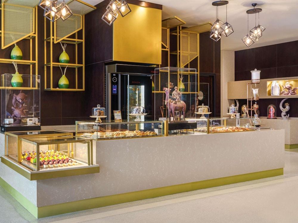 Rixos The Palm Hotel & Suites - Ultra All Inclusive — 2
