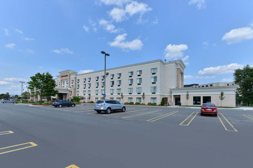 Hampton Inn Detroit/Auburn Hills South — 4