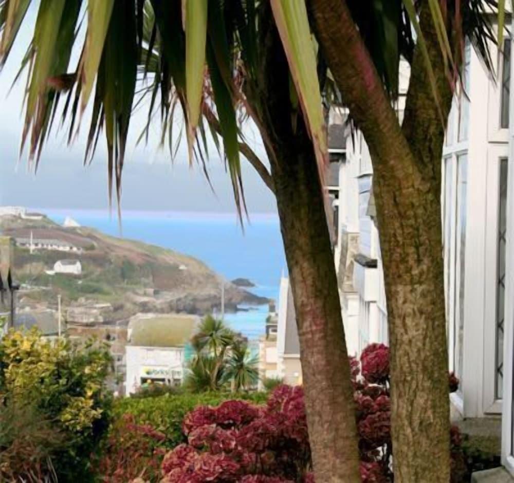 St Breca — 2