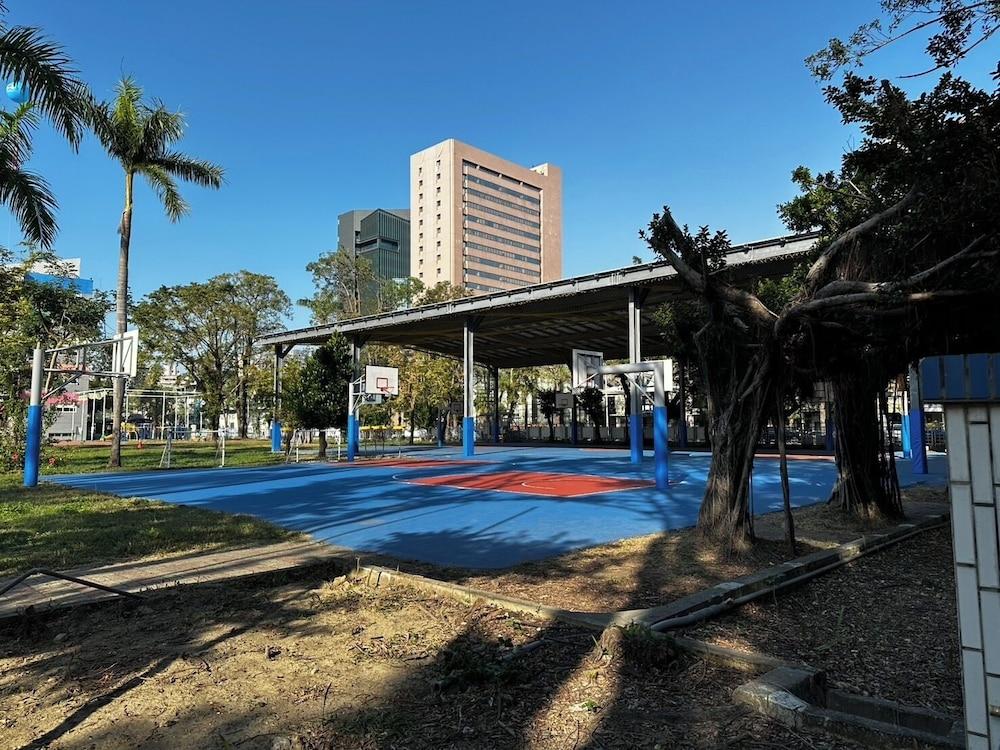 Sunshine Kaohsiung 880195 — 1