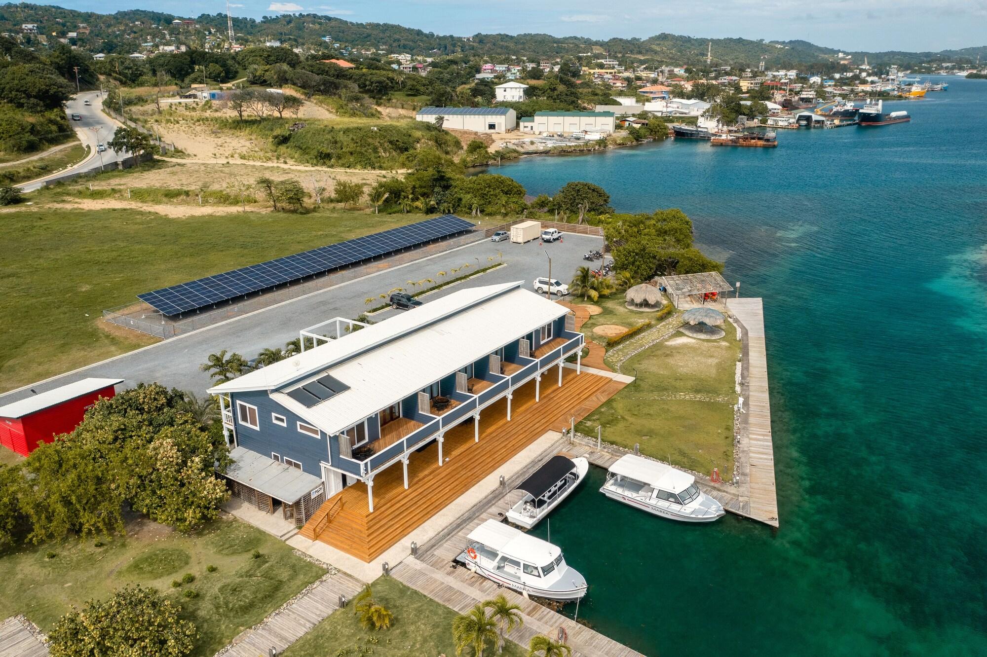 Barefoot Cay Resort 1212178 — 2