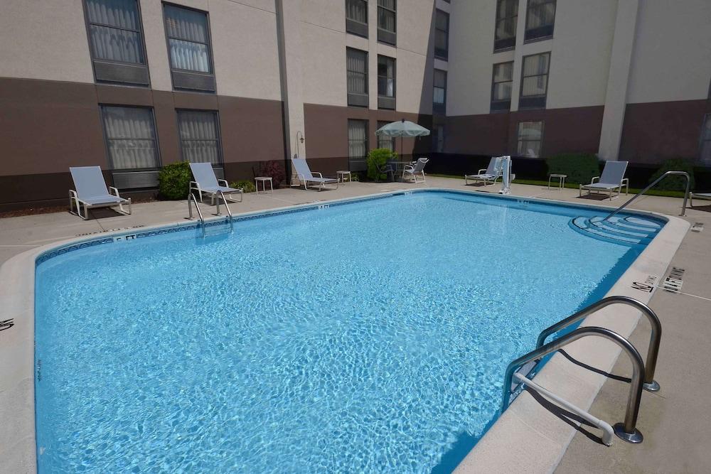 Hampton Inn Fayetteville Fort Bragg — 5