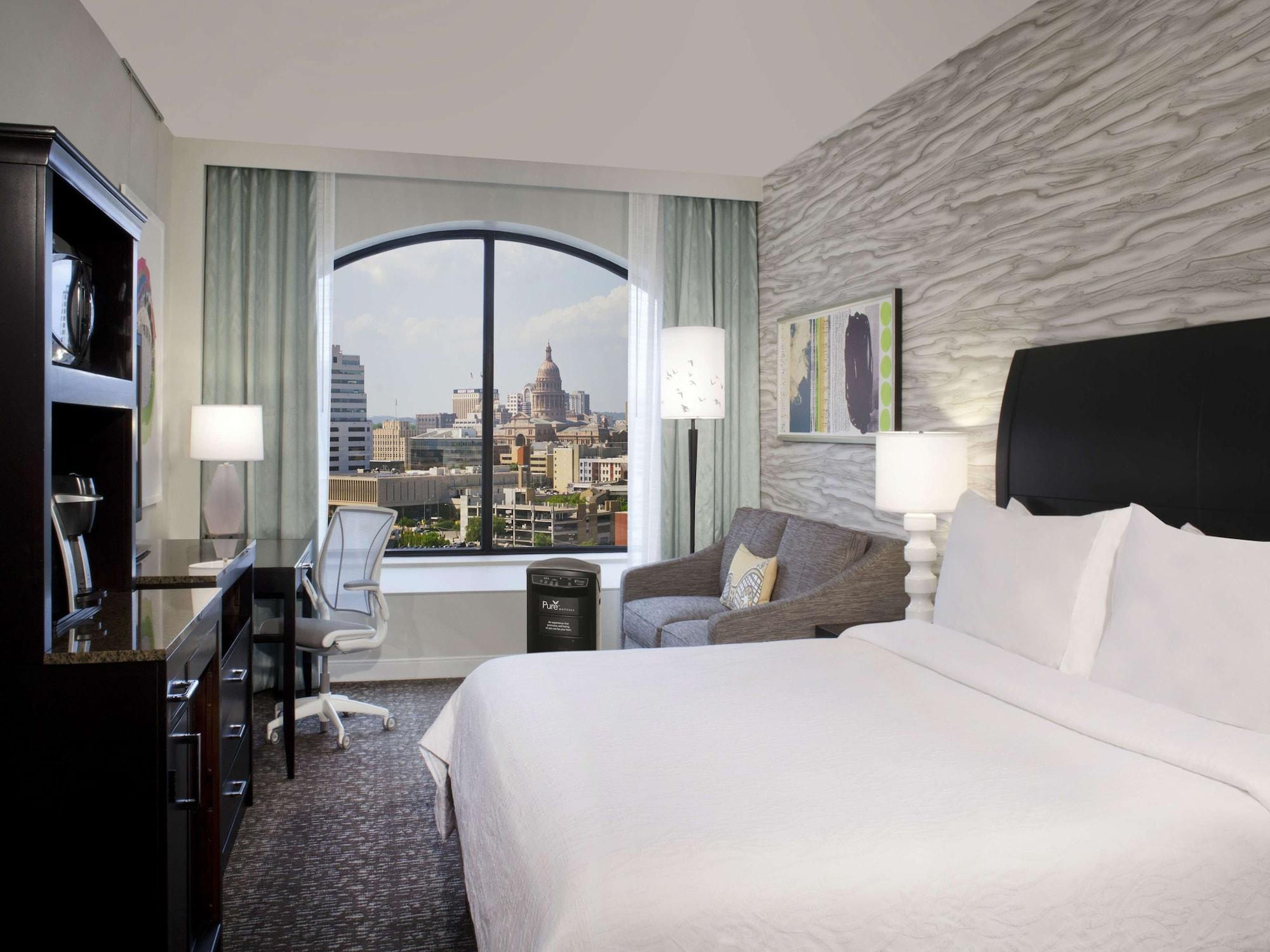 Hilton Garden Inn Austin Downtown — 9