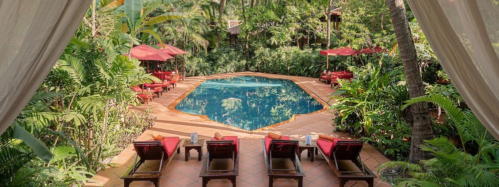 ANGKOR VILLAGE 2814 — 6
