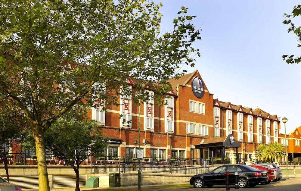 Village Cardiff - Hotel & Leisure Club — 2